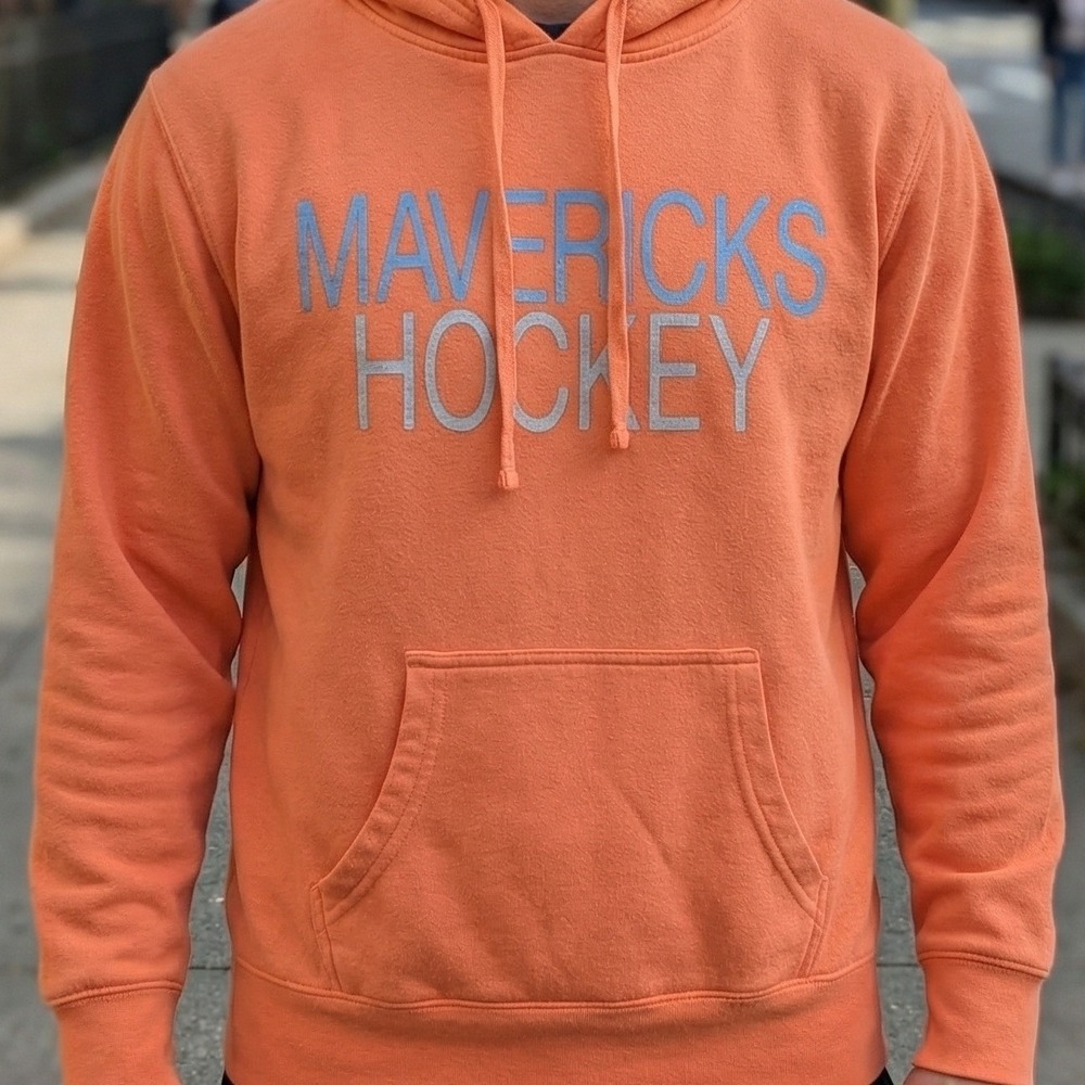 J. America Mavericks Hockey Hoodie Orange Pullover Sweatshirt Mens Medium‎ 4283